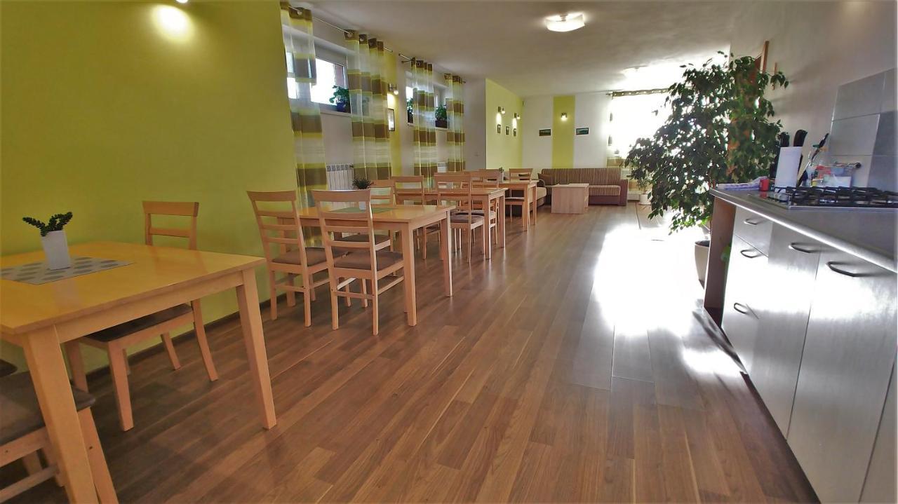 Penzion Katka Vel'ka Lomnica Exteriör bild